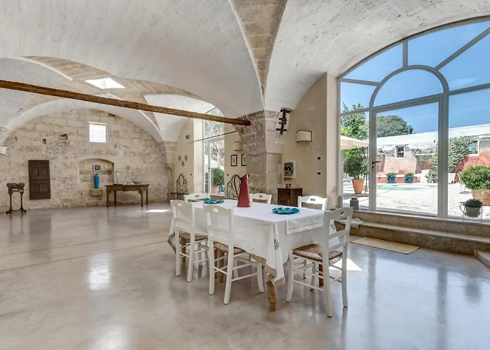 Masseria La Macchiola & Corti Del Mito Фермерский дом *