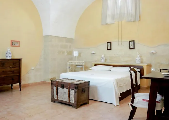 Masseria La Macchiola & Corti Del Mito Спонгано