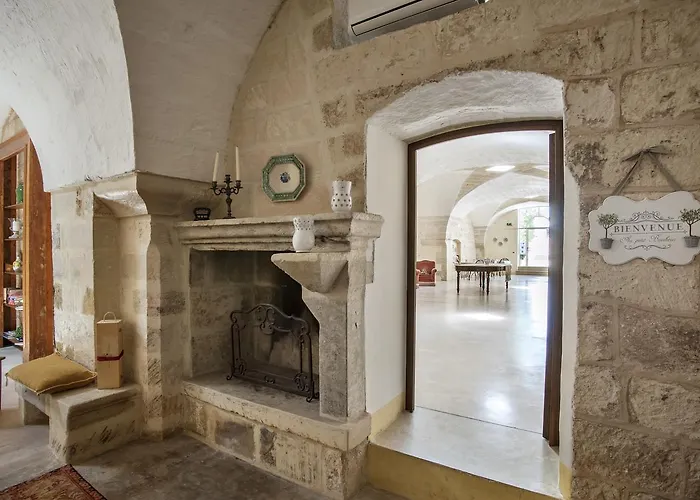 Masseria La Macchiola & Corti Del Mito Фермерский дом *