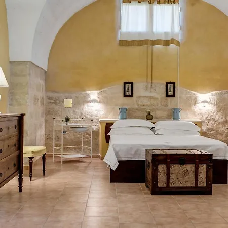 Masseria La Macchiola & Corti Del Mito Farm stay