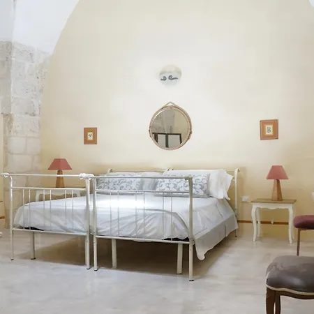 Masseria La Macchiola&corti Del Mito Spongano