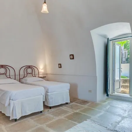 Masseria La Macchiola & Corti Del Mito