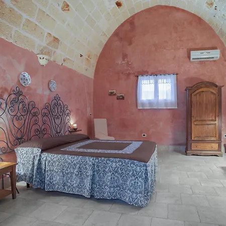 Masseria La Macchiola&corti Del Mito *